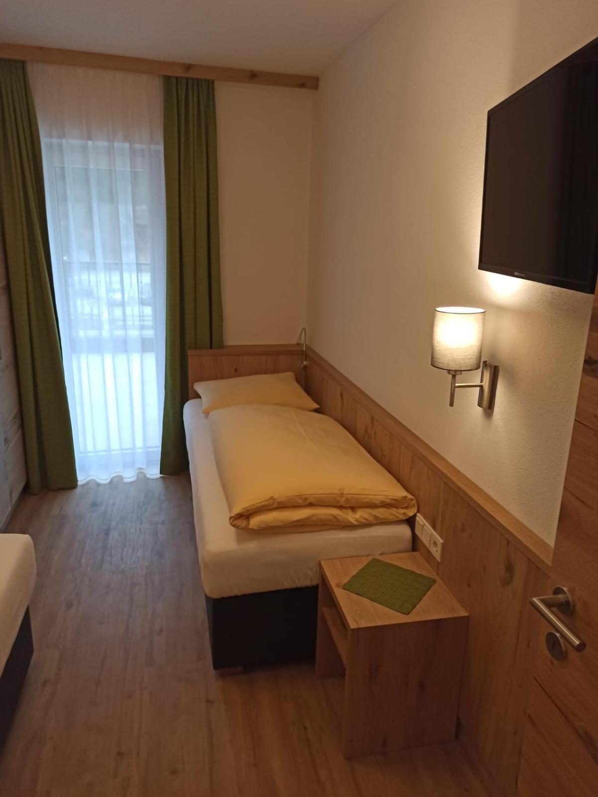 Hotel Andrea 3 Герлос Экстерьер фото